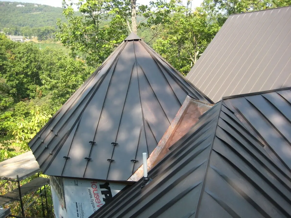 Professional Roof Tarp Installation by Craftsman Roofing in Holden
